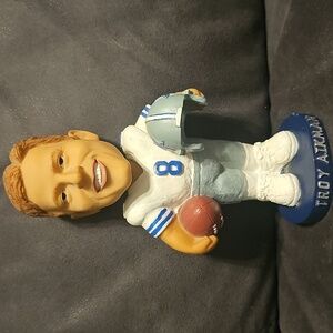 NFL Vintage 2002 Dallas Cowboy QB #8 Troy Aikman Bobblehead
